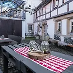 Vis à Vis * Wallhausen (Rhineland-Palatinate)